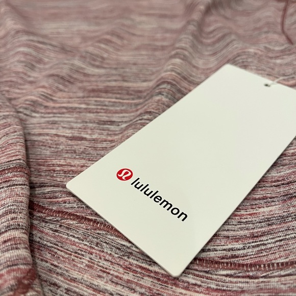 Lululemon NEW athletic long sleeve top sz M - Picture 8 of 11